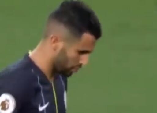 悲喜两重天?马赫雷斯错失点球绝杀 曼城无法带着3分离开安菲尔德球场