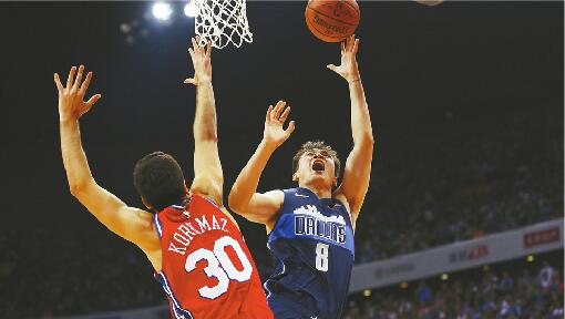 丁彦雨航之殇：中国赛出战8分钟得1分 未获一份NBA保障合同