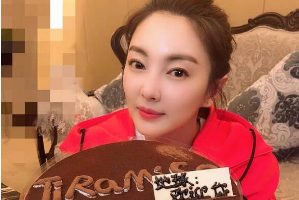 满血复活了？张雨绮离婚后发声 被传与袁巴元动刀闹到派出所