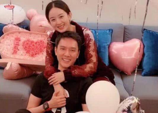 官宣喜讯！赵丽颖父母来京 赵丽颖——被幸福包围的小女人