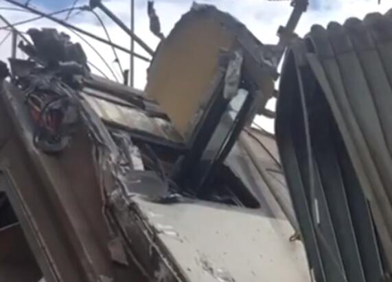 现场实拍!摩洛哥火车脱轨 撞上桥墩已致6死超85伤惨烈至极