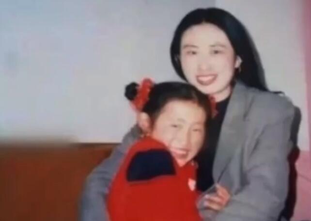 江歌妈妈起诉刘鑫 刘鑫和陈世峰家庭从未联系过自己 将依法启动法律诉讼 