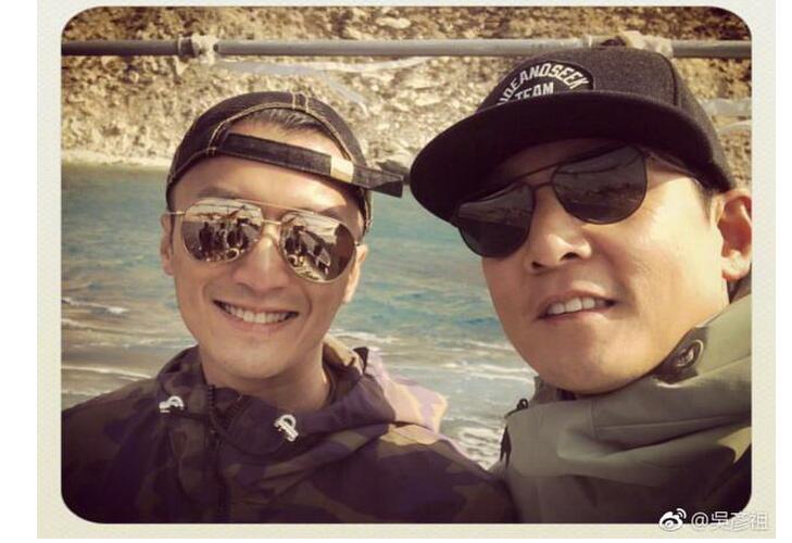 画面太帅不敢看!吴彦祖谢霆锋同游照曝光 双男神组合惹女粉尖叫