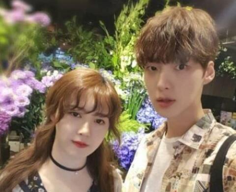 具惠善晒结婚戒指 和安宰贤结婚2年半浪漫的举动让人羡慕