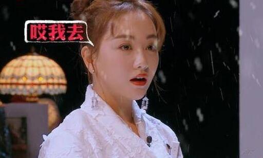 讽刺娱圈潜规则?于正秒删究竟怎么回事?马思