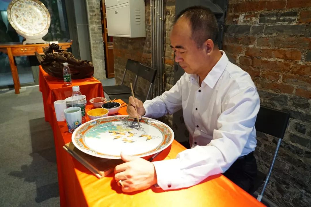 时政新闻眼丨习近平在广州:情牵中国 南大门 的