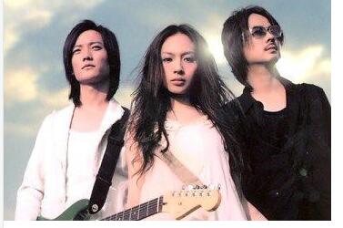 既紧张又兴奋!飞儿乐队新主唱 Lydia韩睿新人登场战战兢兢(图)