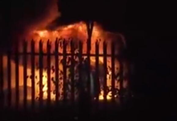 5人无一幸存!莱斯特城老板坠机 曾带领俱乐部上演足球史上最成功逆袭