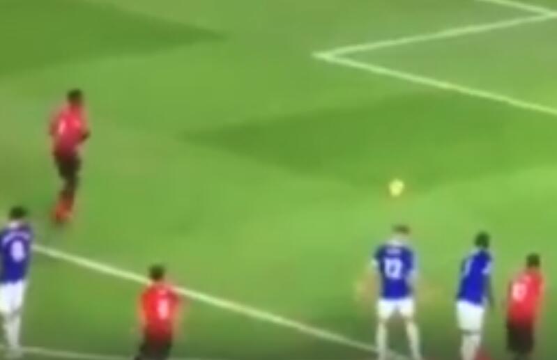 光想着秀?博格巴小碎步罚点