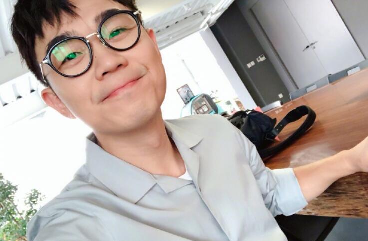 煎饼侠透支?大鹏从搜狐离职怎么回事?曾因《屌丝男士》获超10亿点击量