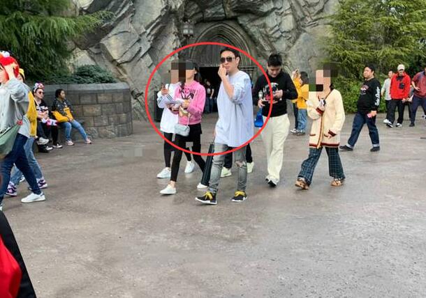 遇到真爱了?王思聪陈雅婷日本游玩 终于不找