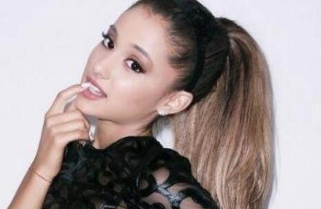 到底谁是骗子?吴亦凡专辑回榜首 A妹经纪人推