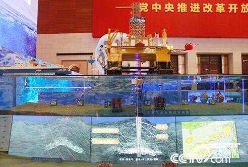 【伟大的变革——庆祝改革开放40周年大型展览之八】新时代清明上河图式的史诗般壮美画卷——勇攀技术高峰