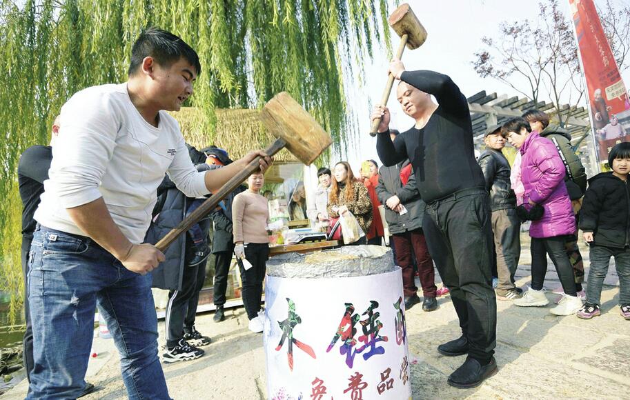 湘西小伙展位现场感恩——感谢济南 让我过得越来越有奔头