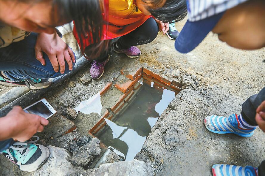 芙蓉街挖出新泉：水质和趵突泉一样好 入名泉录还有6步走