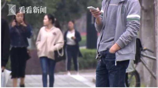 这波操作亮了!男子网贷12万给女主播