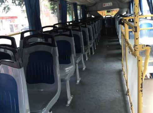 该出手时就出手？公交车设壮士座 鼓励乘客主动制止司机和乘客冲突