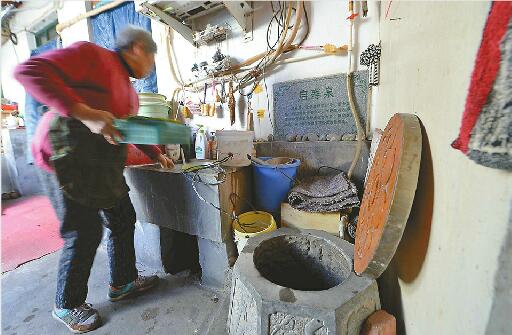 大家好，我叫小泉泉  我快满6岁啦！