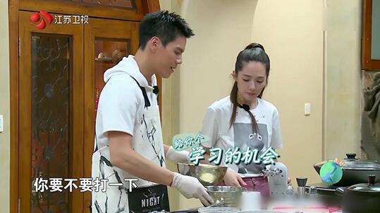 超有爱!向佐向太默契满分 展示与父母互动技能让网友自愧不如