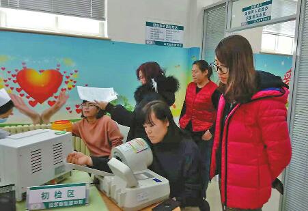 六旬老人突发罕见病 热心市民3天献血过万毫升