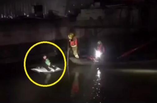 这是爱的力量!6岁儿子鼓励爸爸 一句话把老爸从绝望处拉了回来 