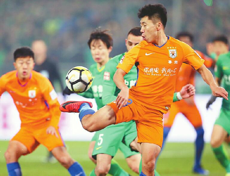 海南集训最后一战 国足6:0鲁能U23