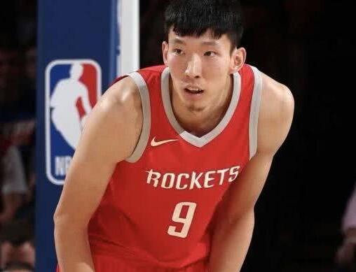 周琦为何遭到裁员? 周琦被火箭裁员 2年打19场已更换美方经纪人