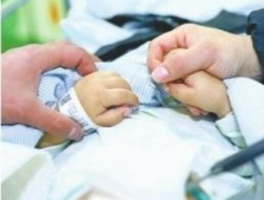 真相细思极恐!剪刀插入男孩左眼是怎么回事?还原事发经过太可怕了