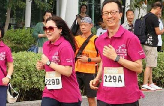 终于真相了?伏明霞老公辟谣怎么回事 