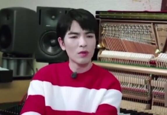 华少双下巴实力抢镜!萧敬腾自曝黑历史 差点把人打死进了少年管教所