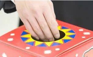 这就是真相！男童抽奖抽到宝马怎么回事？一家人狂喜不已去超市领奖