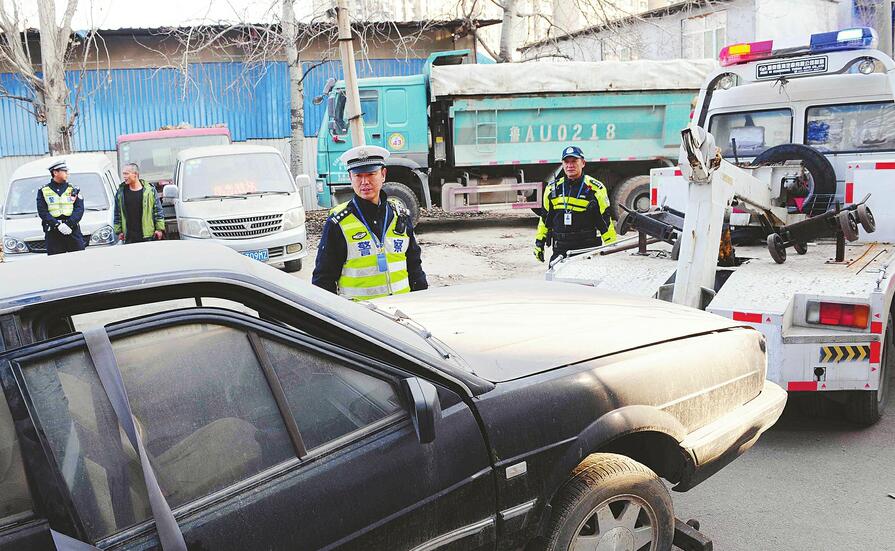 僵尸车,挪挪窝！济南交警掀起“僵尸车”整治风暴