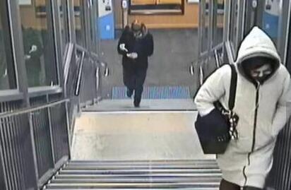 【紧急寻人】中国学生纽约失联去哪了?1米6女孩穿灰外套和黑长裤