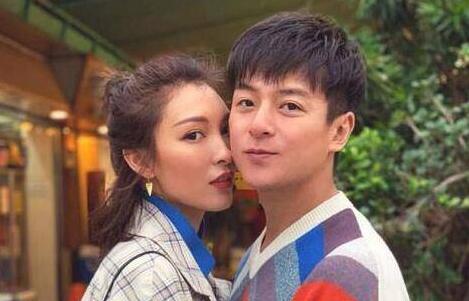 亲密揽腰!朱雨辰恋情公开女友是谁?