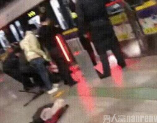 乘客卡腰丧命!上海地铁乘客身亡怎么回事?具体翻越跳轨原因真相
