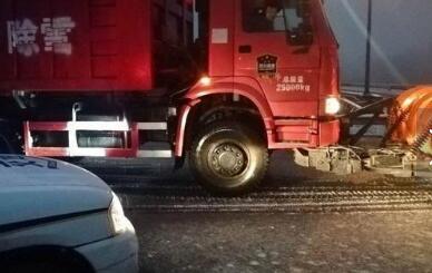 暂时封闭中!雅西高速降雪管制咋回事？下午或晚上管制可能性较大