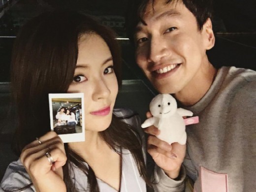 秘恋5月!李光洙恋情曝光女友竟是她 《Running Man》两人暧昧画面曝光