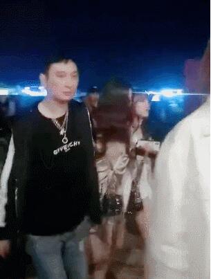 终于真相了？王思聪女伴曝光 柯基还在陈雅婷去哪里了