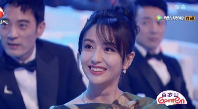 佟丽娅胖了！粉丝们都炸了 可能是戳中了每到冬季大家的痛点