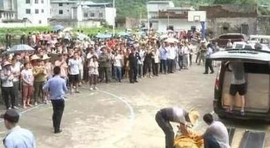 真相残忍至极!广西柳州父杀女案 因小孩无人照料下定决心杀害两女儿