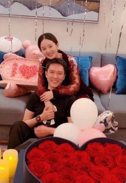 终于真相了？赵丽颖孕期近照曝光 知否夫妇将迎来一个猪宝宝