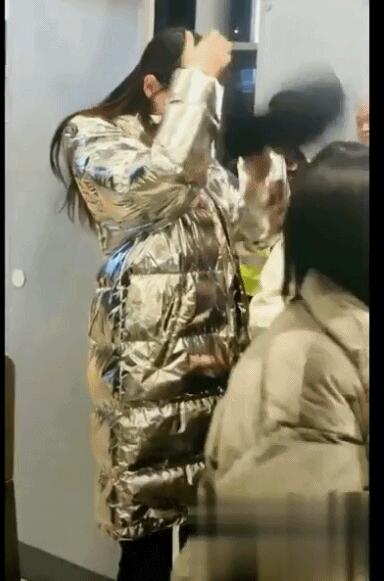 终于真相了?唐嫣安检不脱外套是怎么回事？背后原因及详情始末惊呆了 