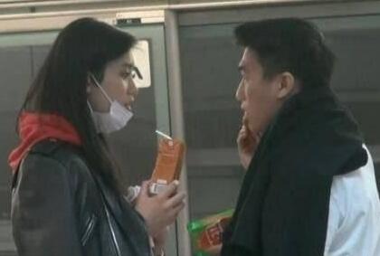 终于真相了!奚梦瑶坐何家专车是怎么回事?背后原因详情始末曝光震惊