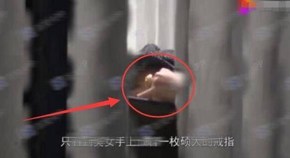 真相曝光惊呆！网曝徐峥夜会美女是怎么回事？背后原因详情始末令人哭笑不得