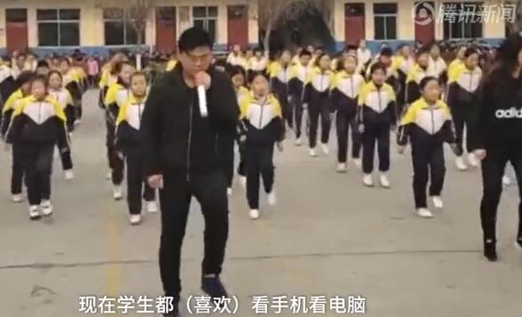 终于真相了?校长带学生跳鬼步是怎么回事?背后原因详情始末令人哭笑不得