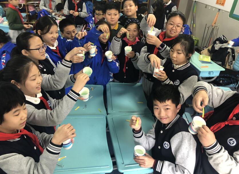 山师附小水开展知识互动课堂