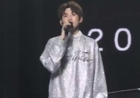 终于真相了?导演向王源道歉是怎么回事?背后原因及详情始末真相震惊了