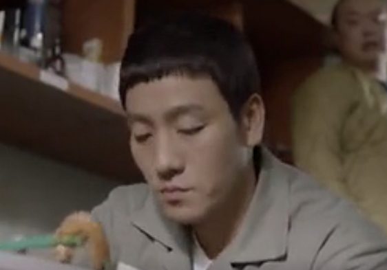 新娘小6岁圈外人!朴海秀结婚 朴海秀是谁?《机智的监狱生活》后片约不断