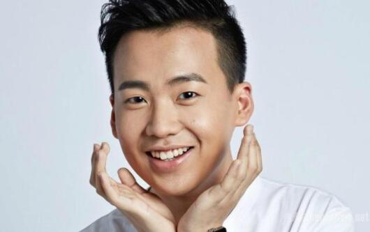 终于真相了?22岁郭麒麟约会美女是怎么回事?还原始末详情真相震惊网友