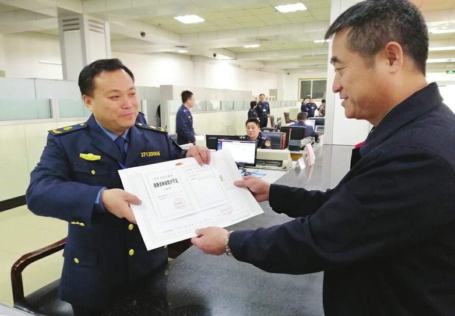 贴心服务让市民竖起大拇指